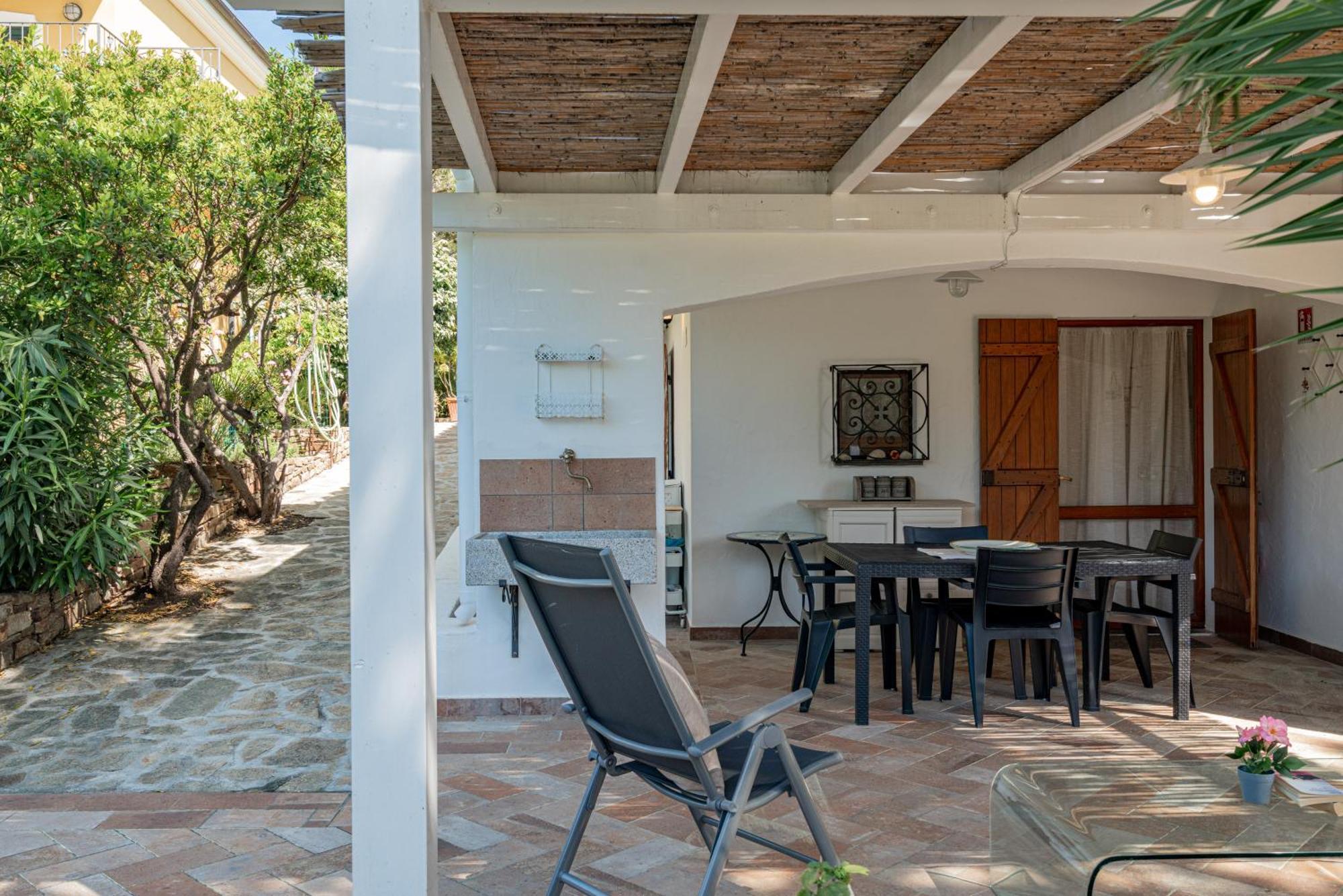 Вилла Casa Donatella, In Riva Al Mare! Кала-Либеротто Экстерьер фото